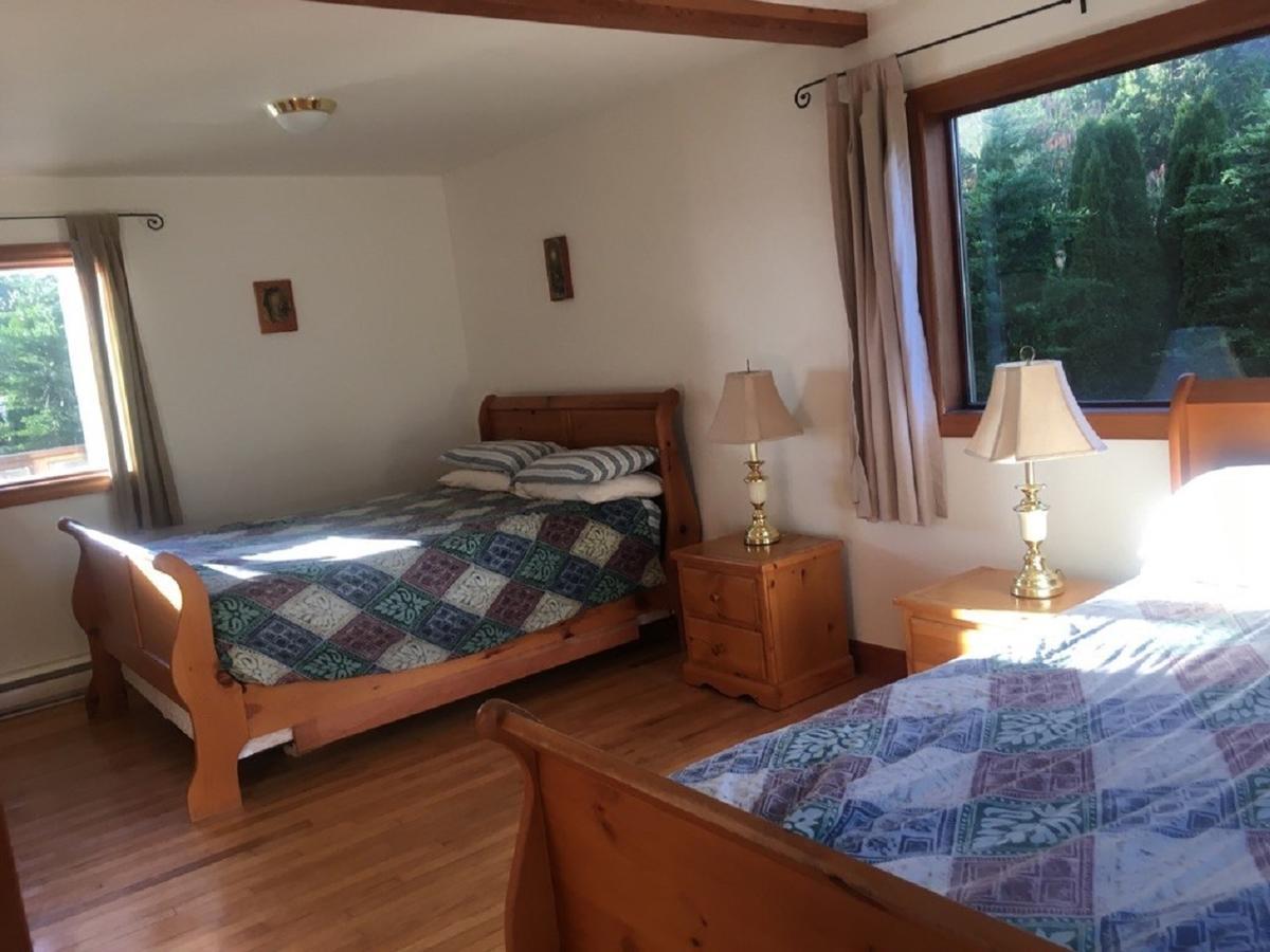 Tofino Stormbay Guest House Bagian luar foto