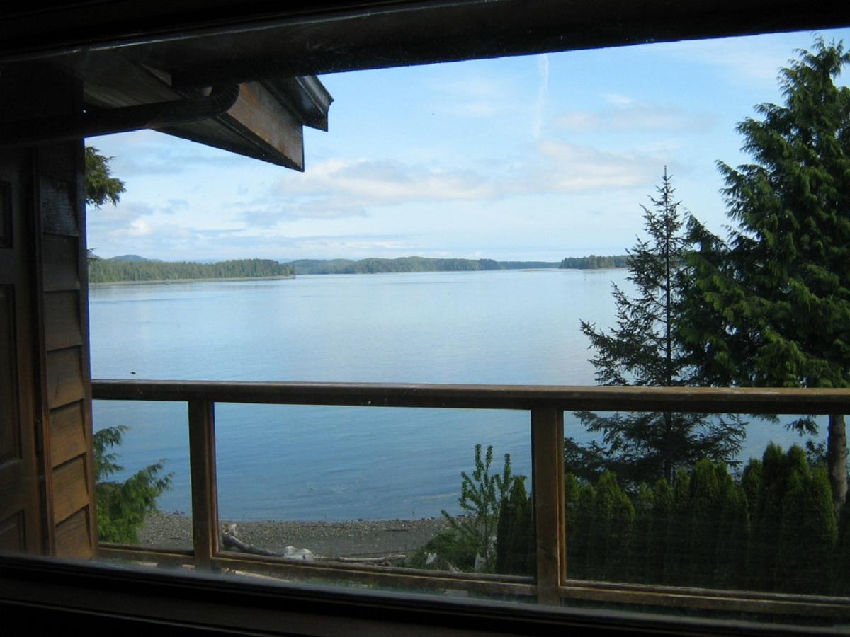 Tofino Stormbay Guest House Bagian luar foto